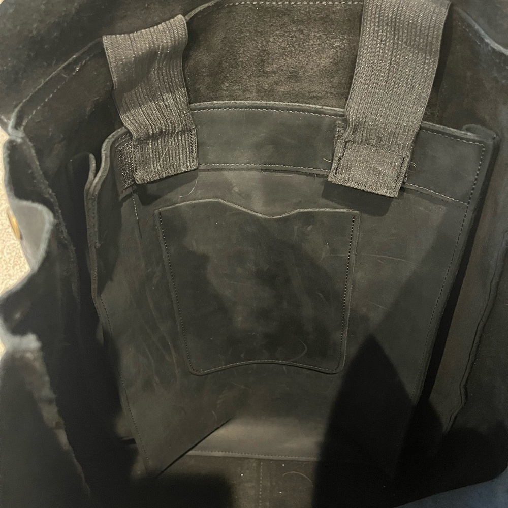 R S Leather Backpack - Picture 6 of 8